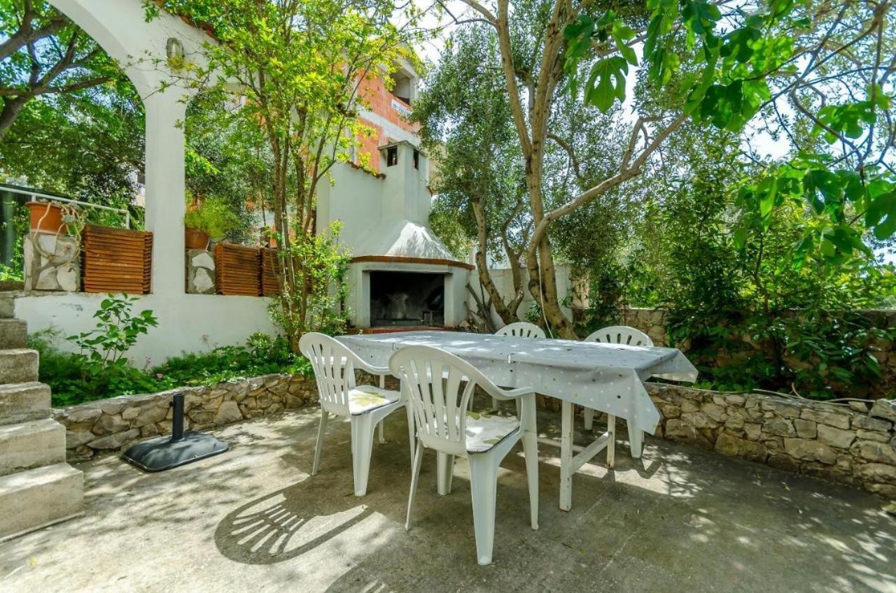 Apartments Doria - 20M From Beach Trogir Exterior foto