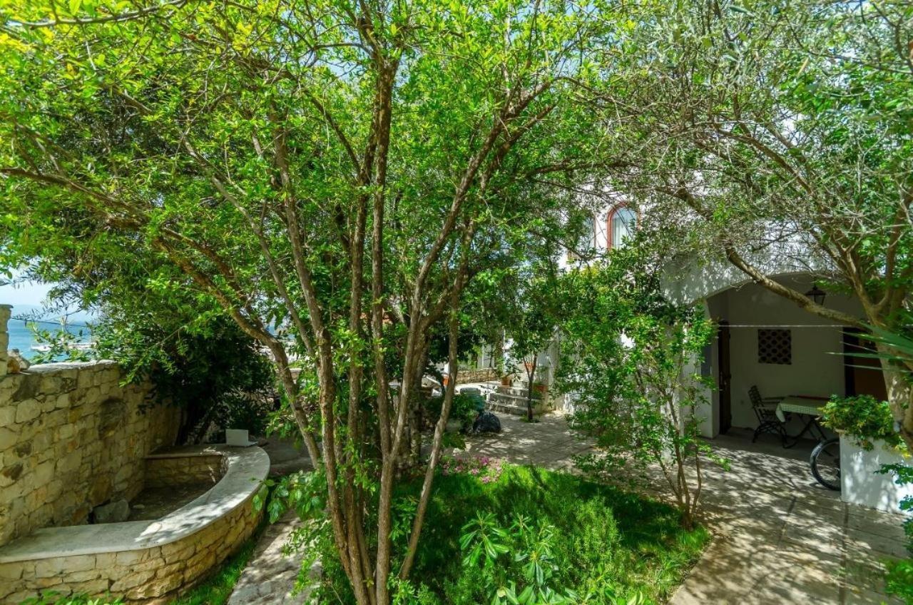 Apartments Doria - 20M From Beach Trogir Exterior foto